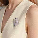 Sun-Kissed Seaweed Brooch