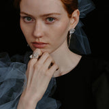 Winter Rose Pearl Éclat Earrings