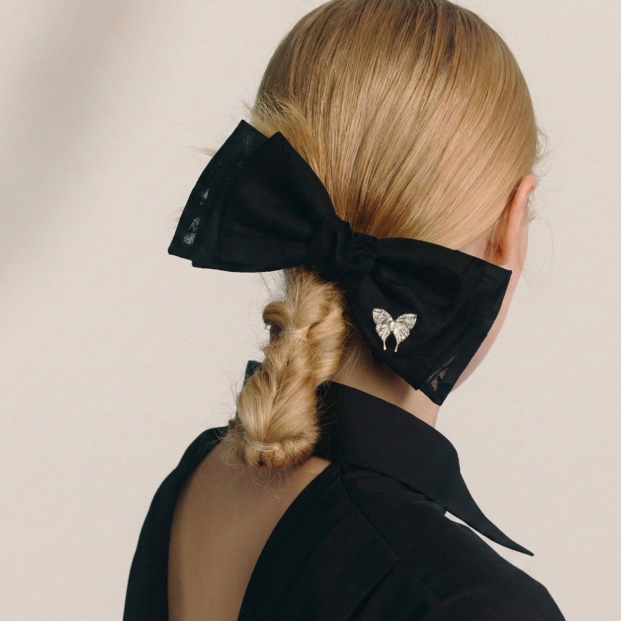 Aureate Drift Butterfly Hair Pin