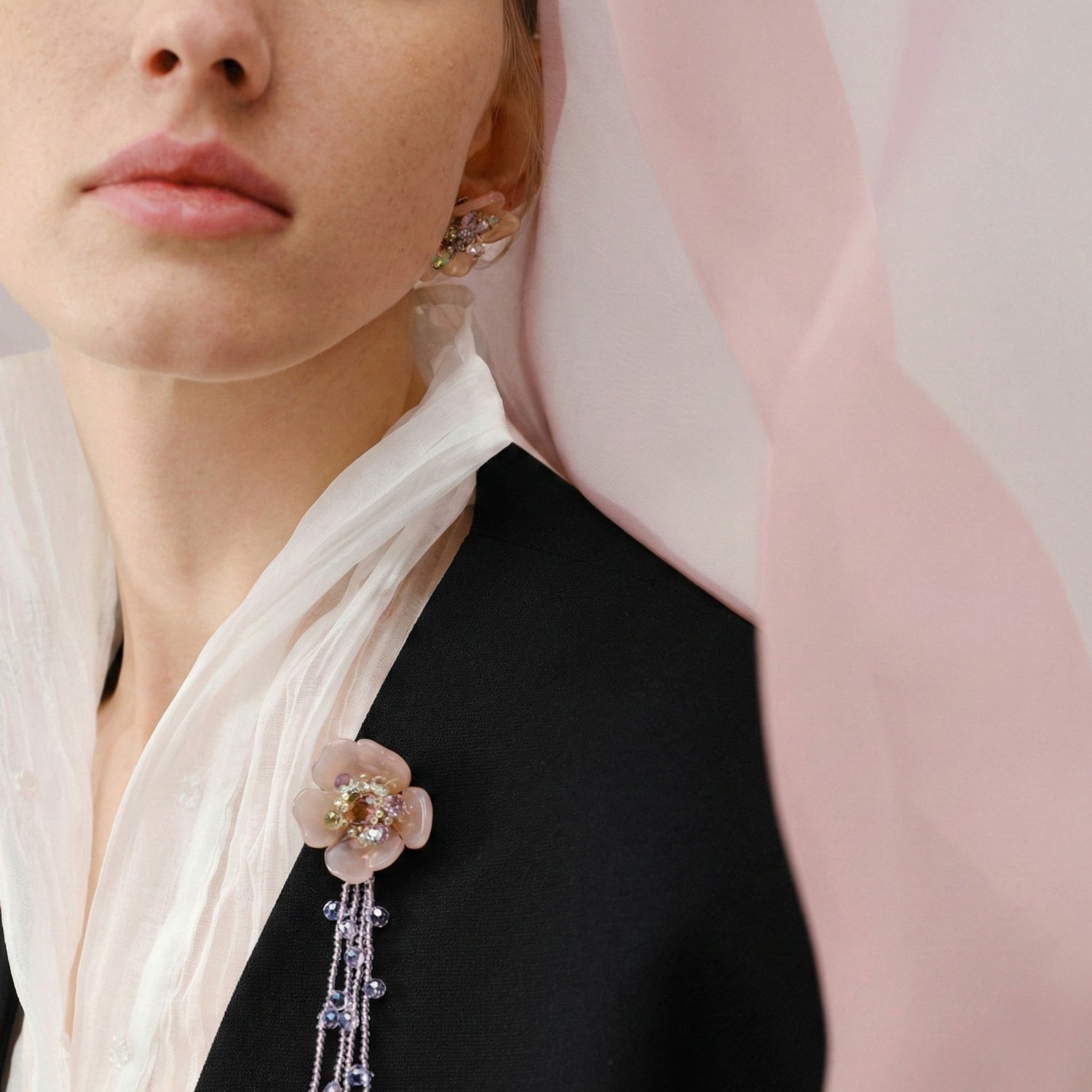 Blossom Glow Rosy Crystal Brooch