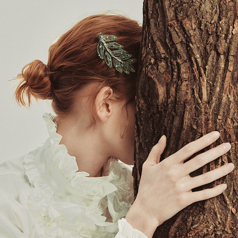 Natures Whisper Leaf Clip