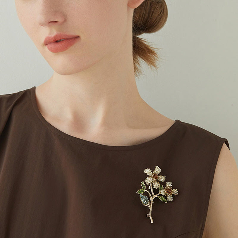Verdant Grace Brooch