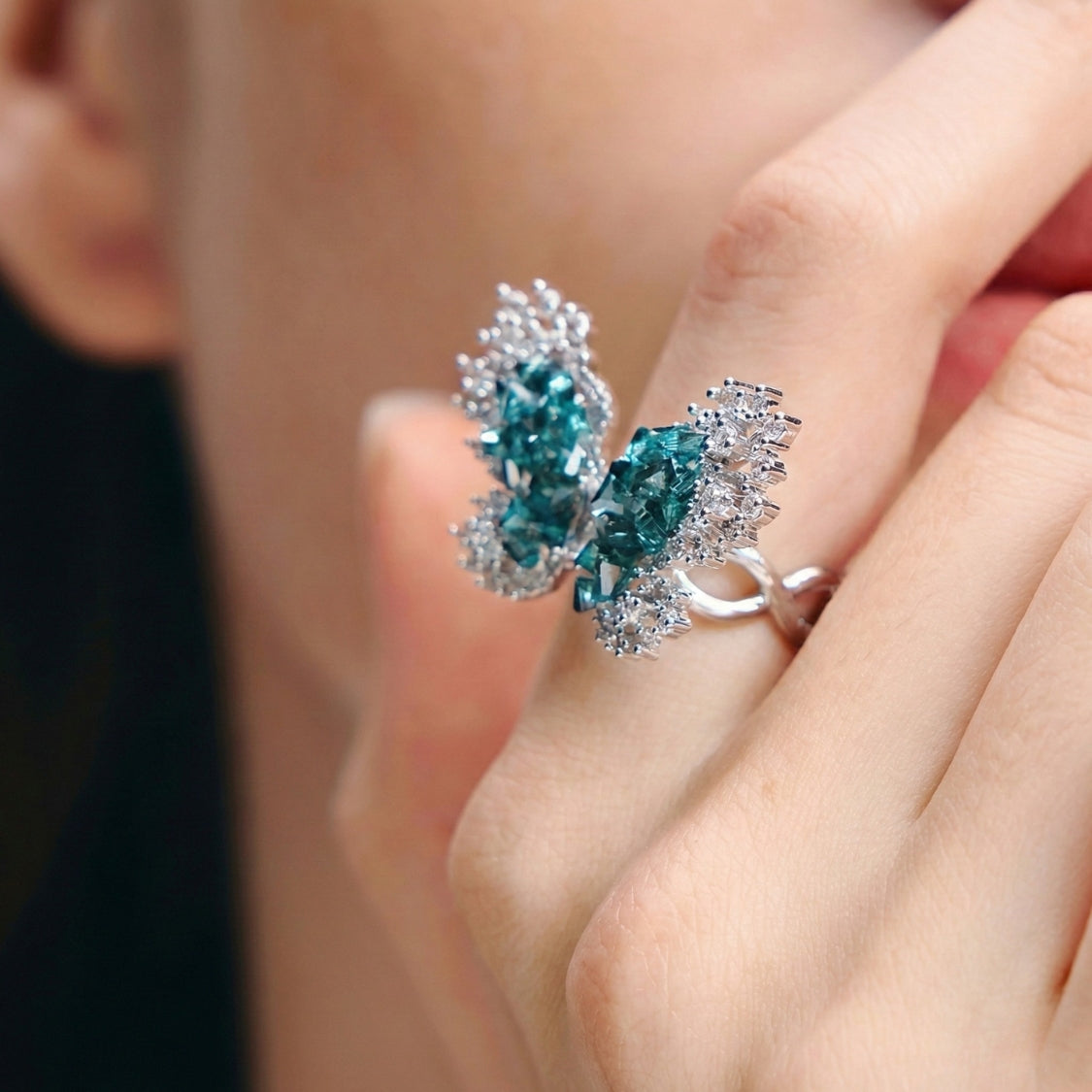 Contour Wing Crystal Ring