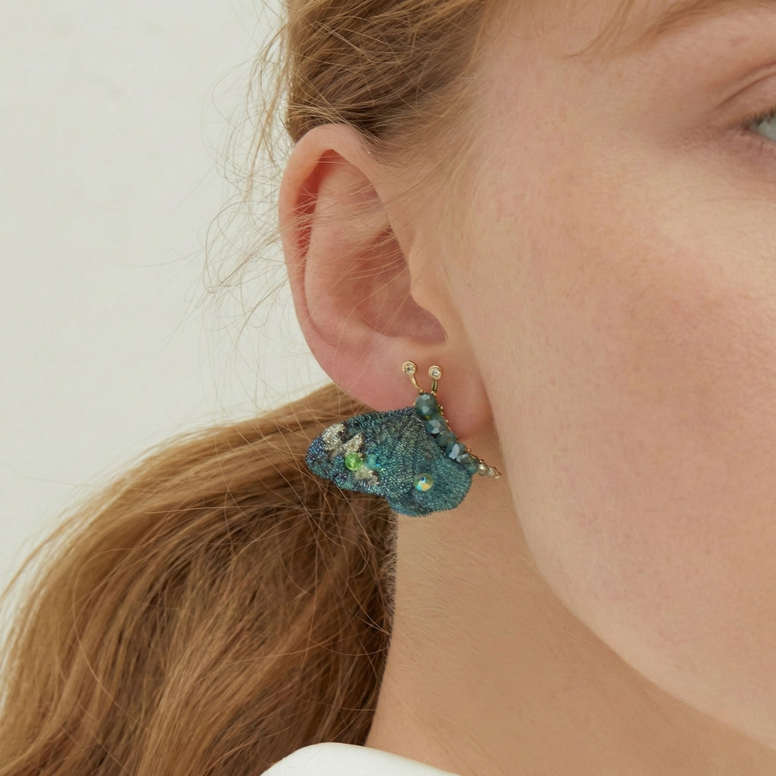 Jardin Gleam Petite Butterfly Earrings