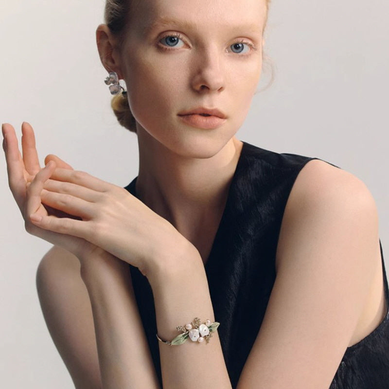 Garden Bloom Pearl Bracelet