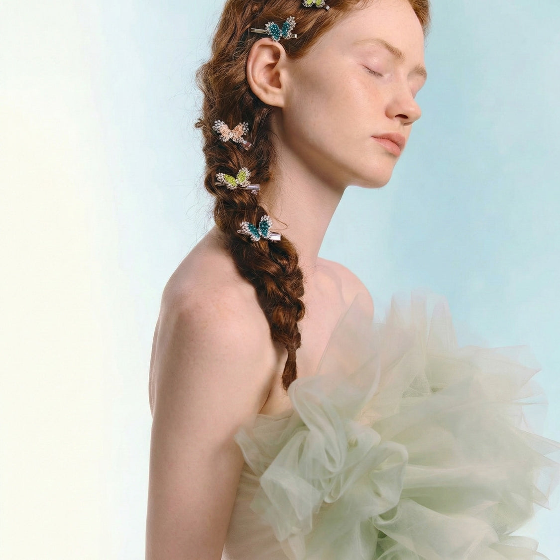 Contour Wing Crystal Mini Clip