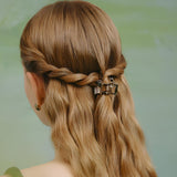 Calm Tide Jewel Claw