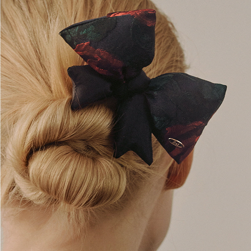 Romantic Noir Hair Stick