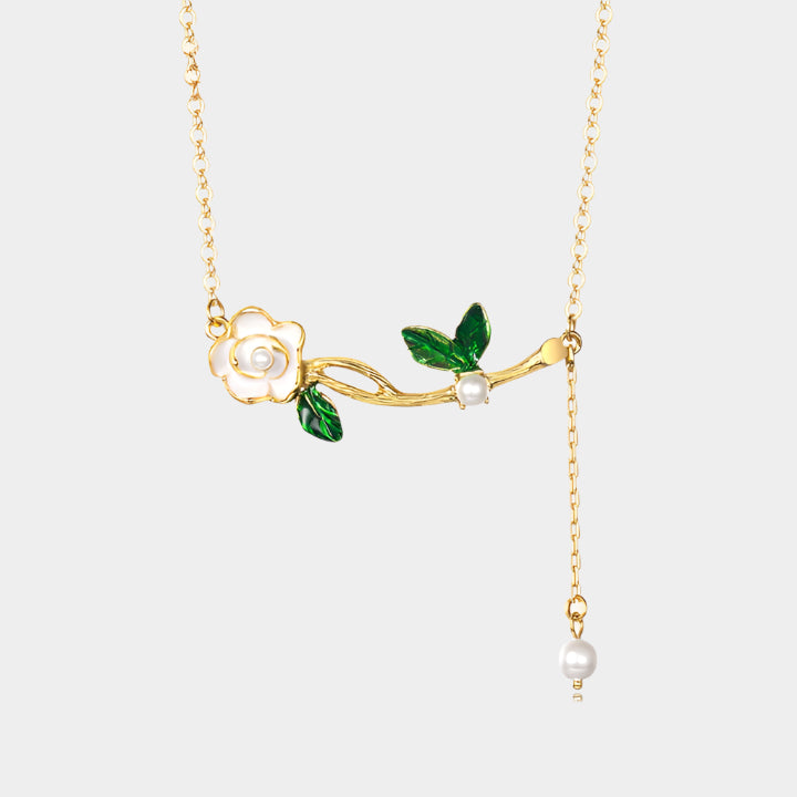 Gardenia Necklace