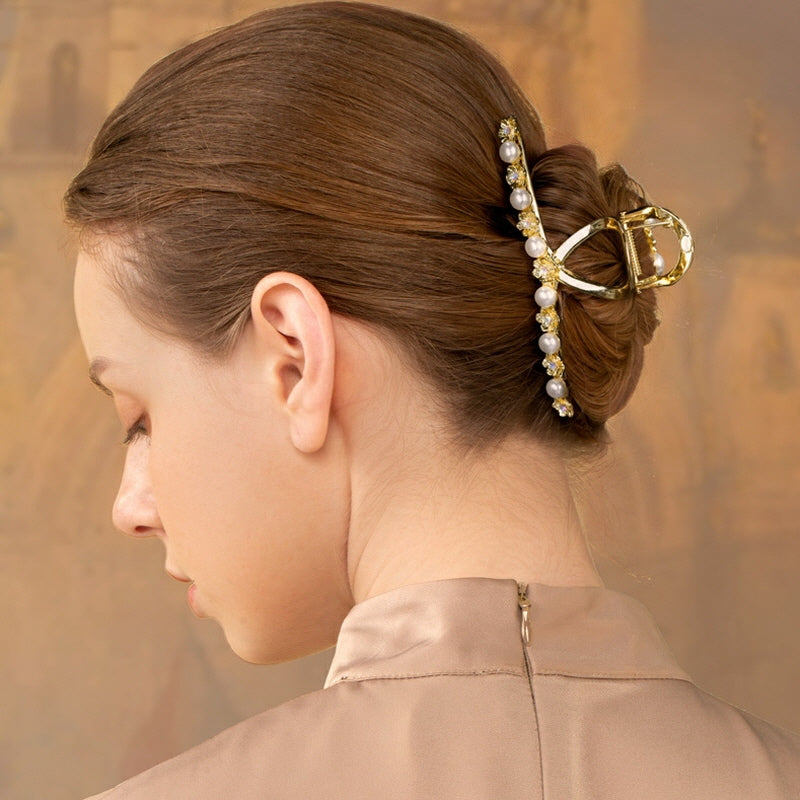 Regal Baroque Gold Flower Hair Clip