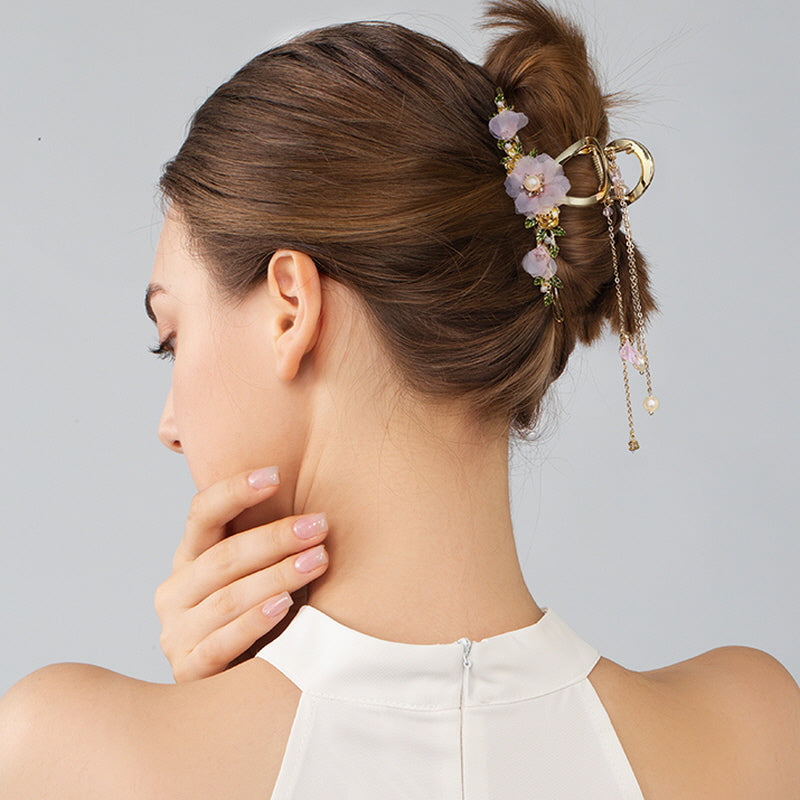 Sakura Pearl Bloom Hair Clip